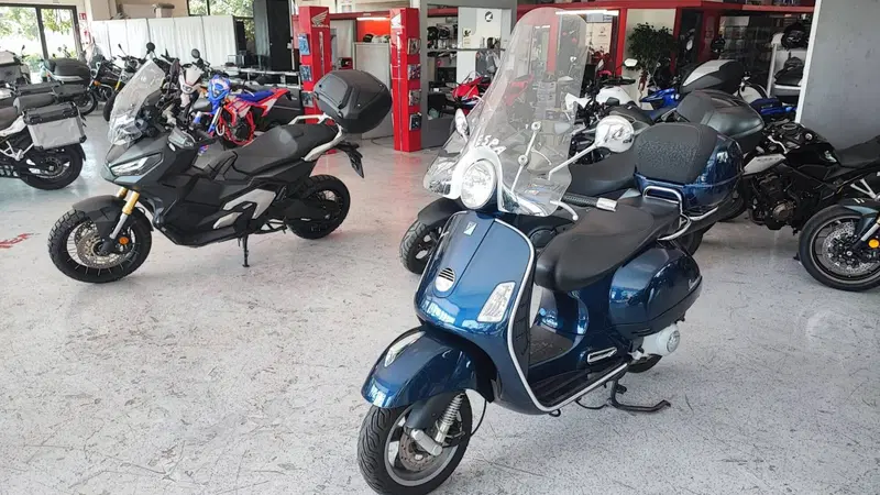 Vespa GTS 250 i.e. (4)