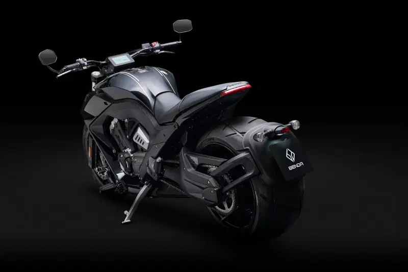 Benda Motorcycles LFC 700 (2024 - 26) (7)