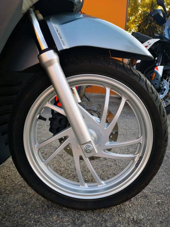 Honda SH 150 i ABS (2013 - 16) (5)