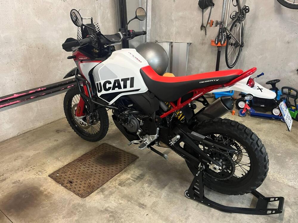 Ducati DesertX Rally (2024 - 25) (2)