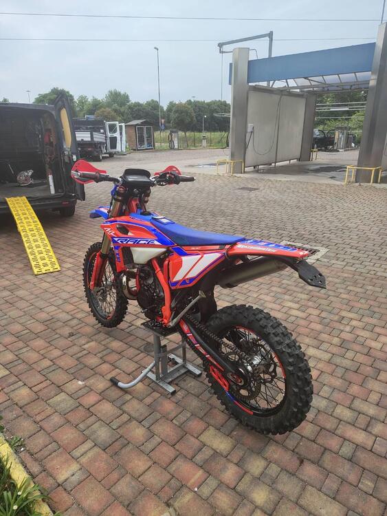 Betamotor RR 300 2T Enduro Race (2025) (5)