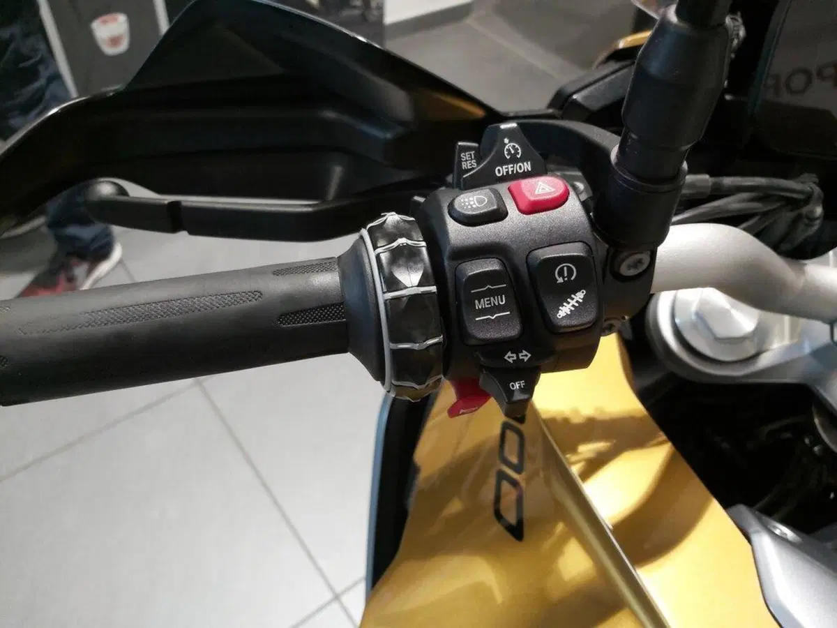 Bmw F 900 XR (2020 - 24) (13)