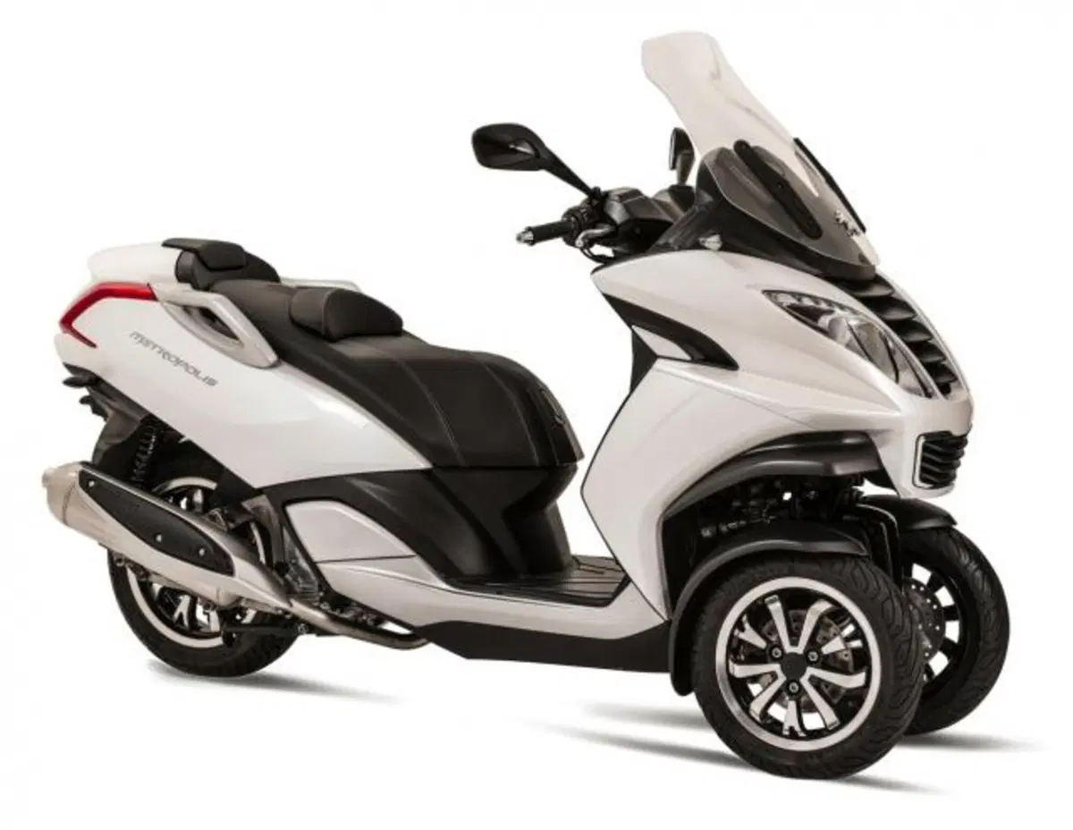 Piaggio fa causa a Yamaha e Peugeot per i tre ruote copiati (2)