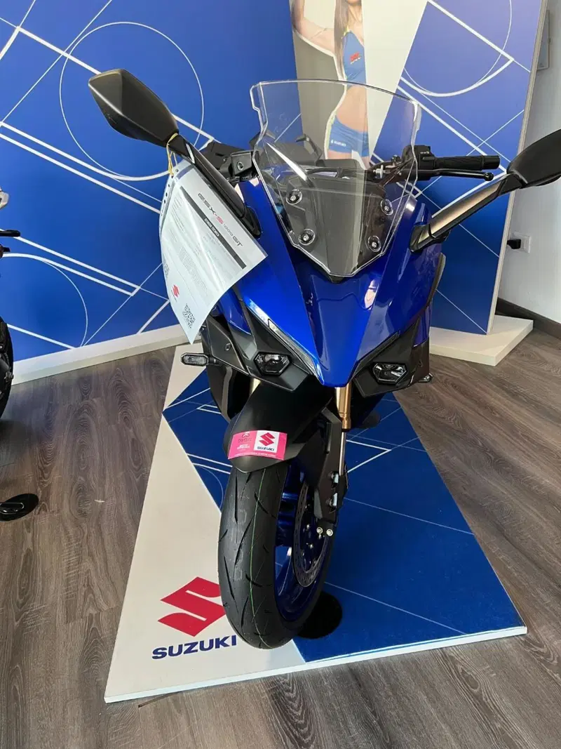 Suzuki GSX-S1000GT (2025 - 26) (2)