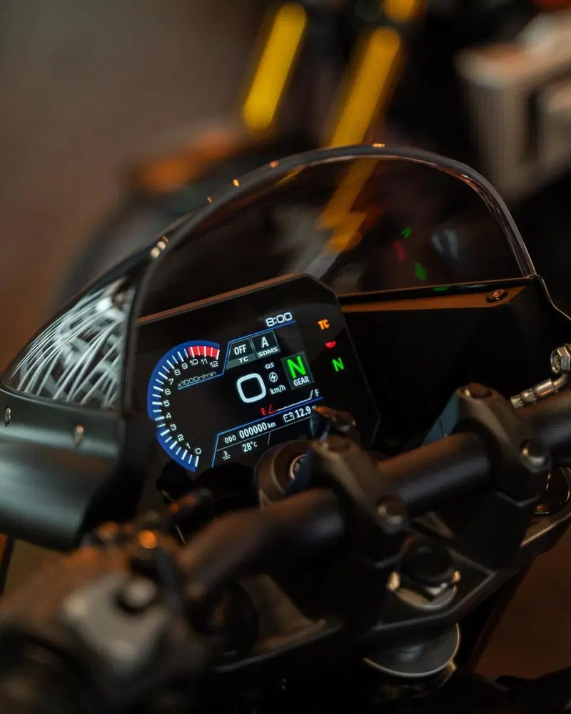 Suzuki GSX-8TT (2025 - 26) (17)