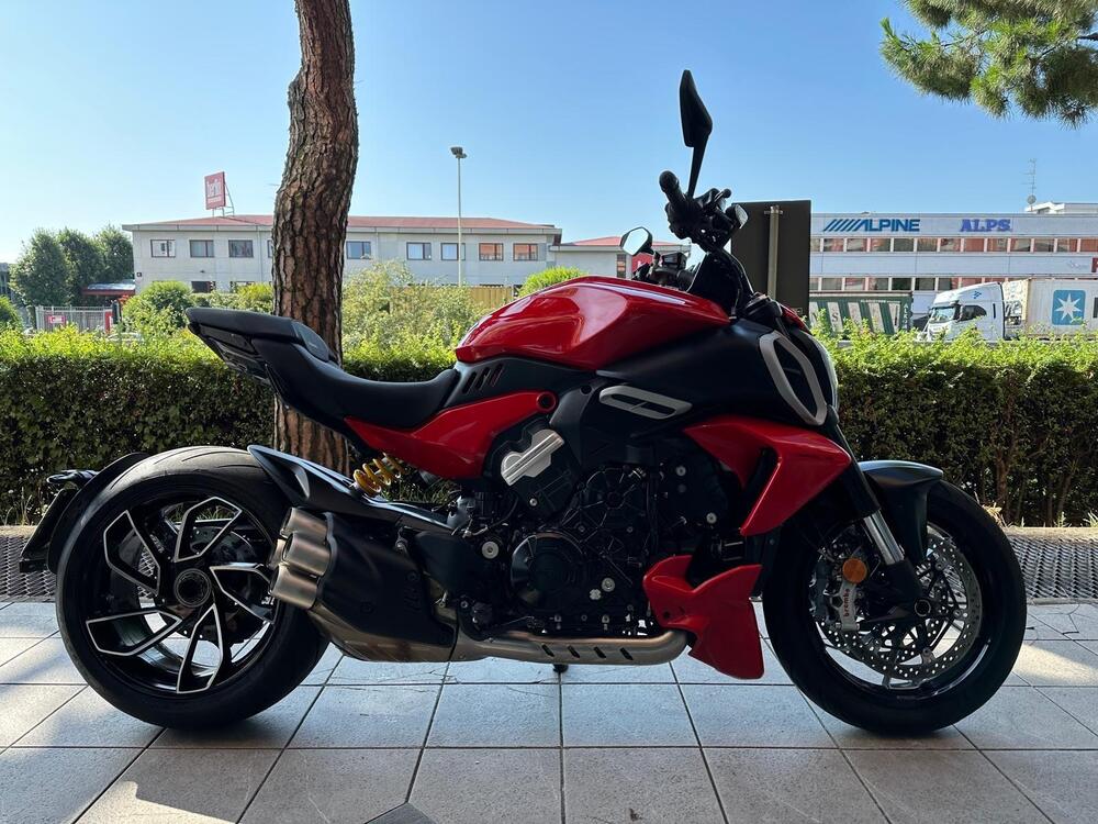 Ducati Diavel V4 (2023 - 25) (2)