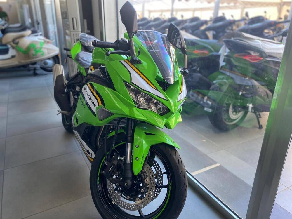 Kawasaki Ninja ZX-4RR (2024 - 26) (2)