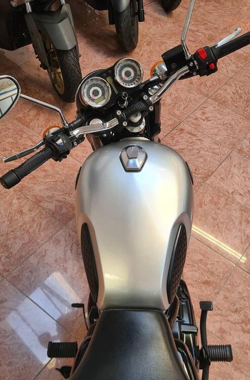 Benelli Imperiale 400 (2019 - 20) (3)