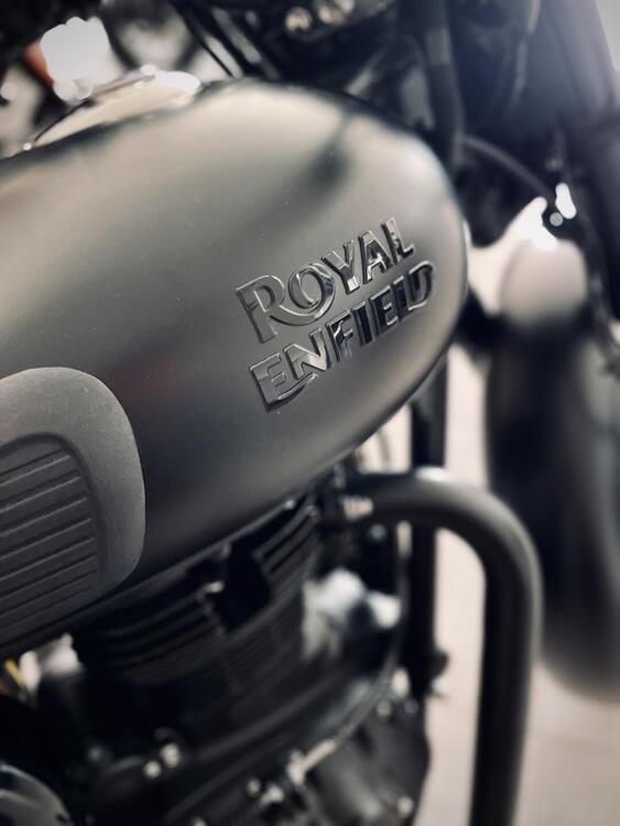 Royal Enfield Classic 350 (2021 - 25) (3)