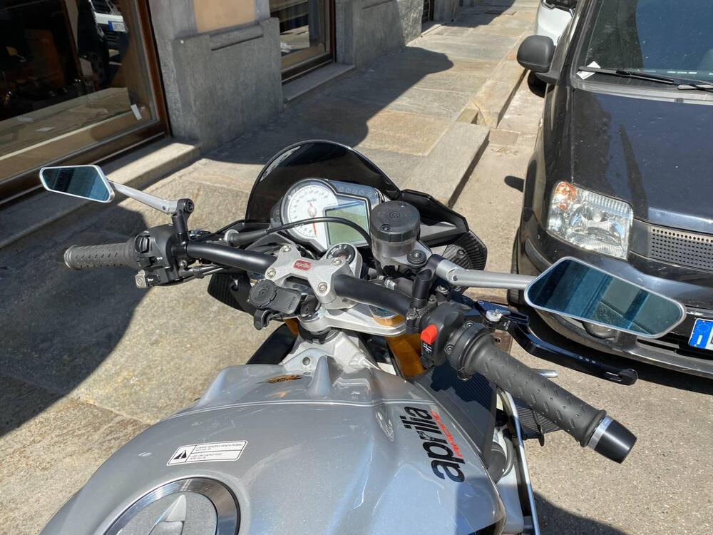 Aprilia Tuono V4 Factory (2015 - 17)