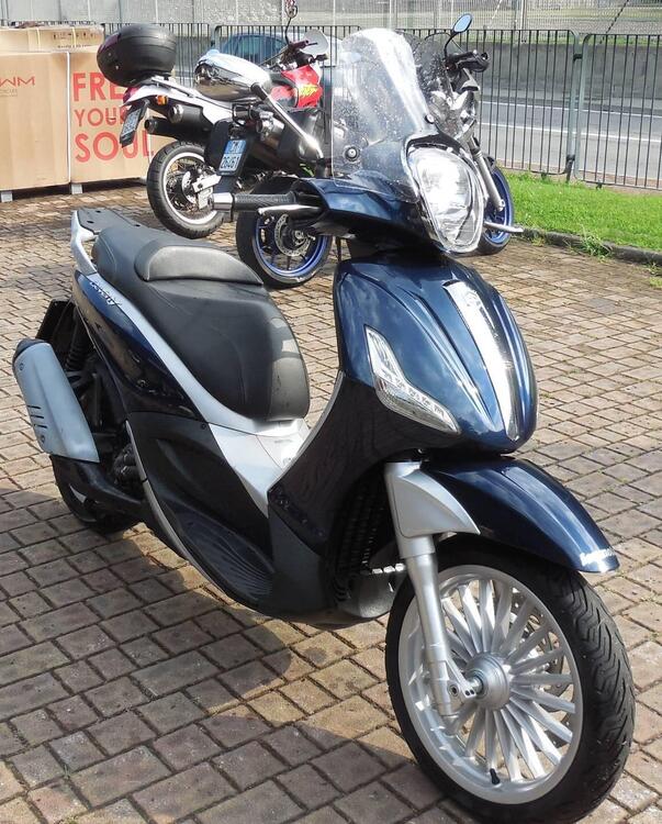 Piaggio Beverly 300 i.e. (2010 - 16)