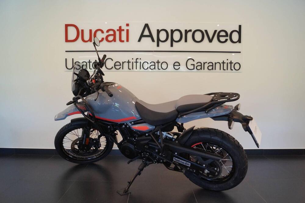 Royal Enfield Himalayan 450 (2024 - 25) (3)