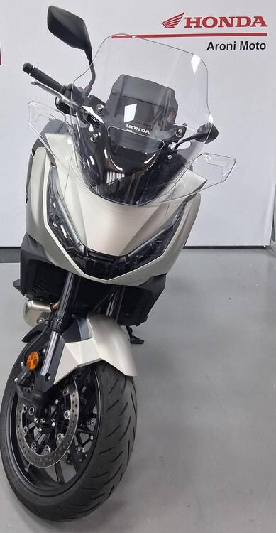 Honda NT 1100 (2025) (2)