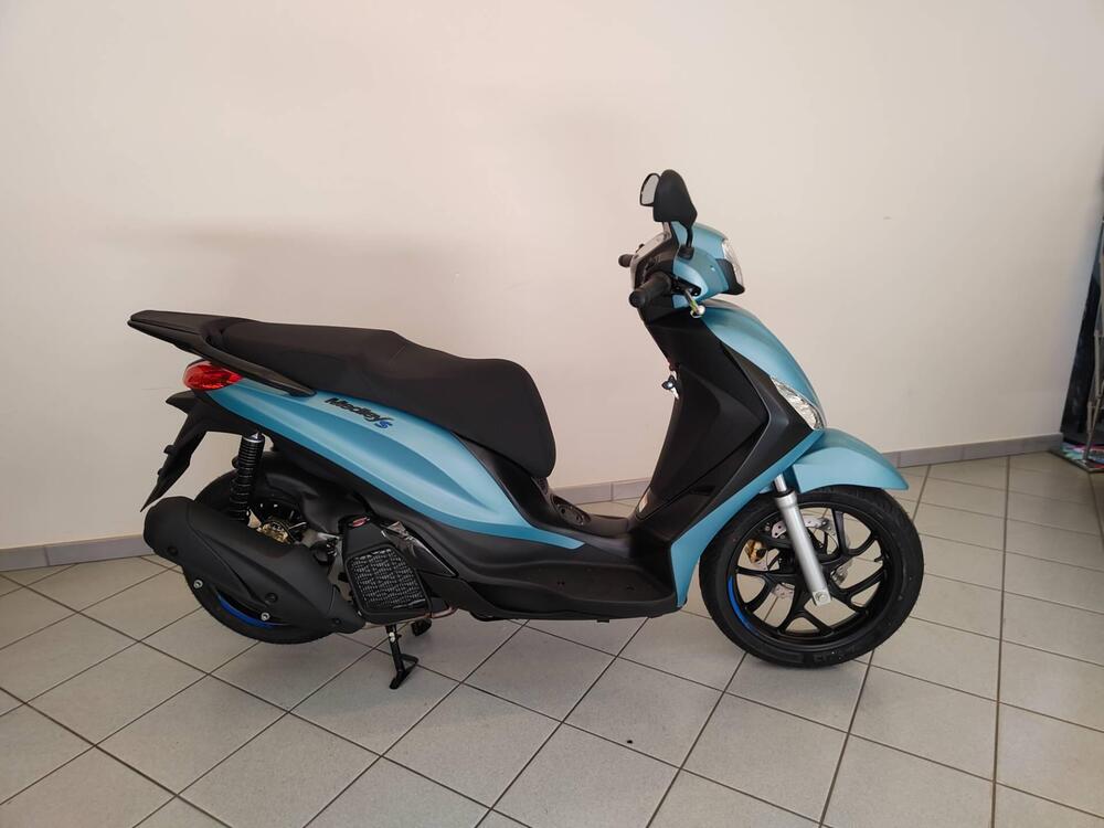 Piaggio Medley 200 S (2025) (2)