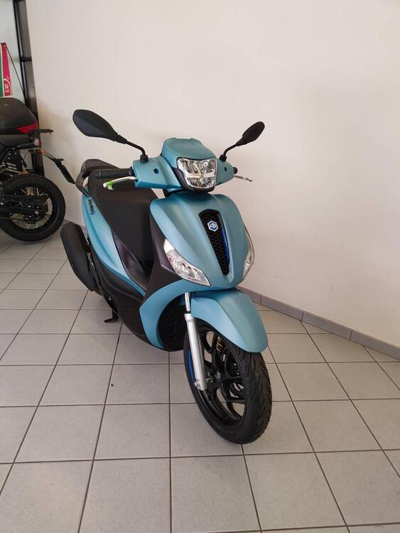 Piaggio Medley 200 S (2025) (4)