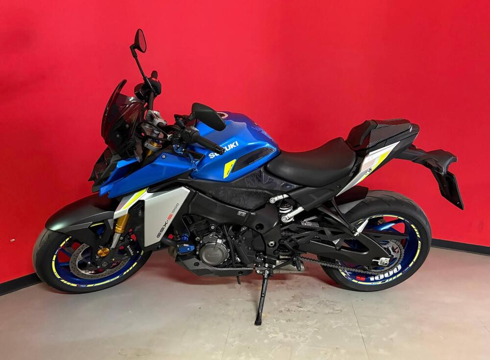 Suzuki GSX-S1000 (2021 - 25) (3)