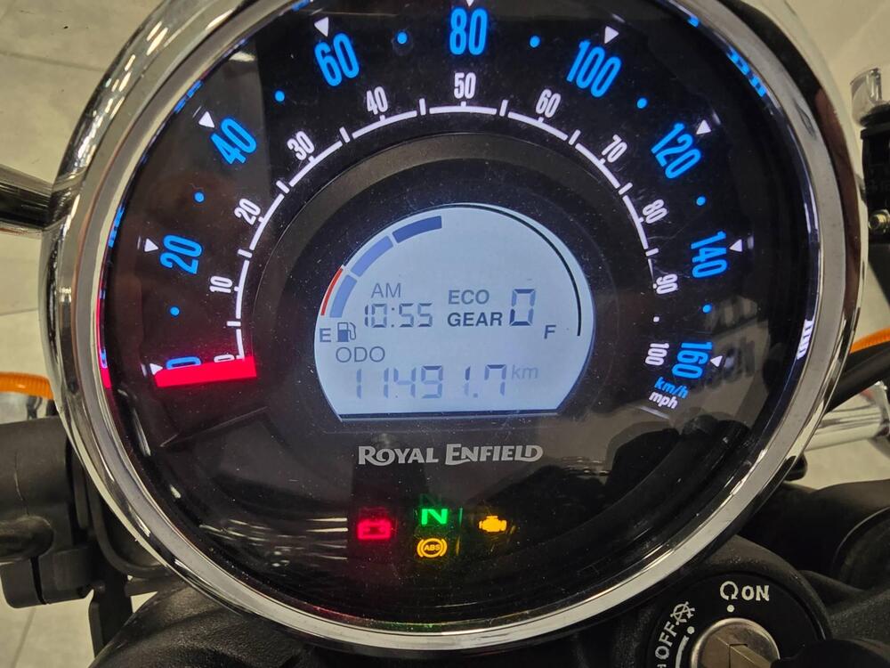 Royal Enfield Meteor 350 Supernova (2021 - 25) (5)