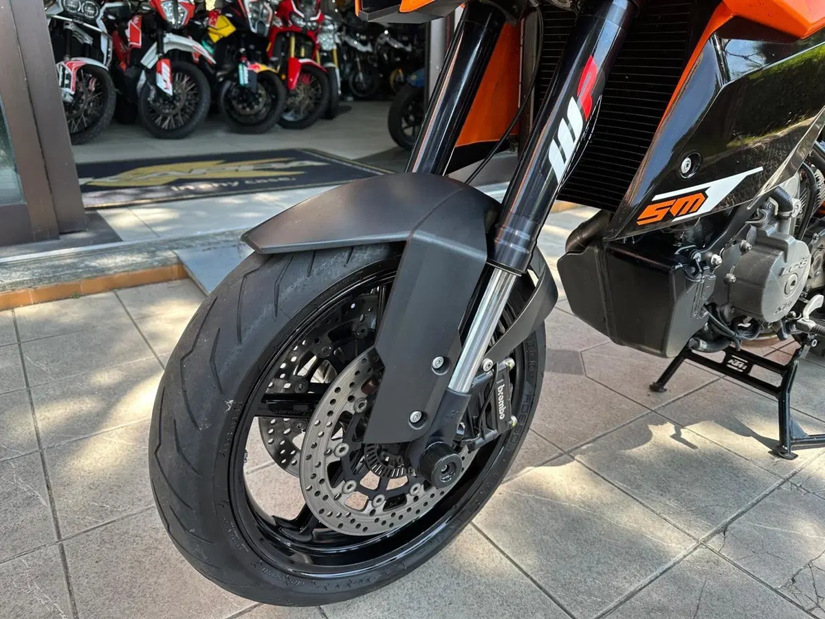 KTM 990 Supermoto T ABS (2011 - 13) (16)