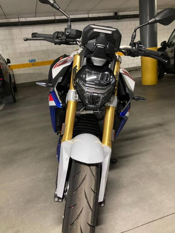 Bmw F 900 R (2021 - 24) (4)
