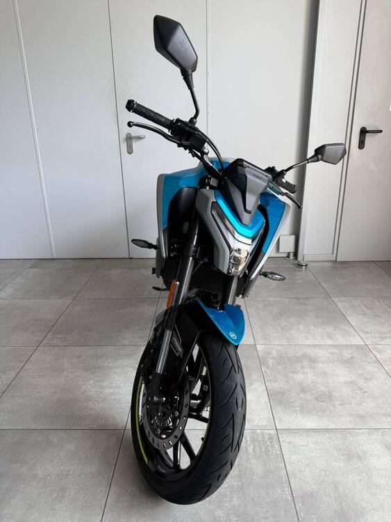 CFMOTO 125NK (2025) (3)