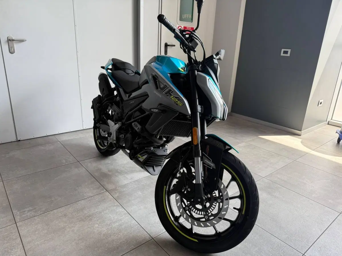 CFMOTO 125NK (2025 - 26) (4)