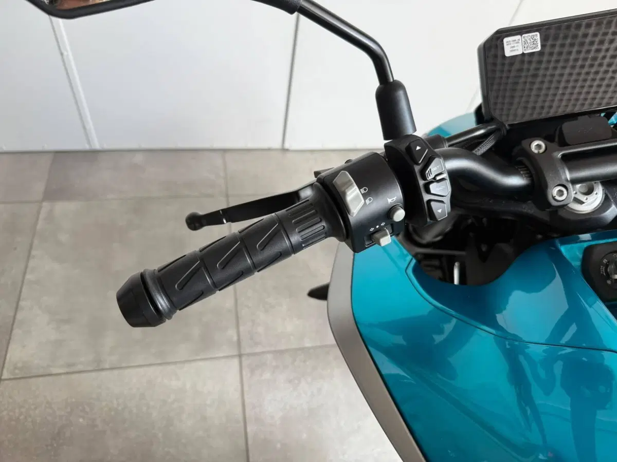 CFMOTO 125NK (2025 - 26) (11)