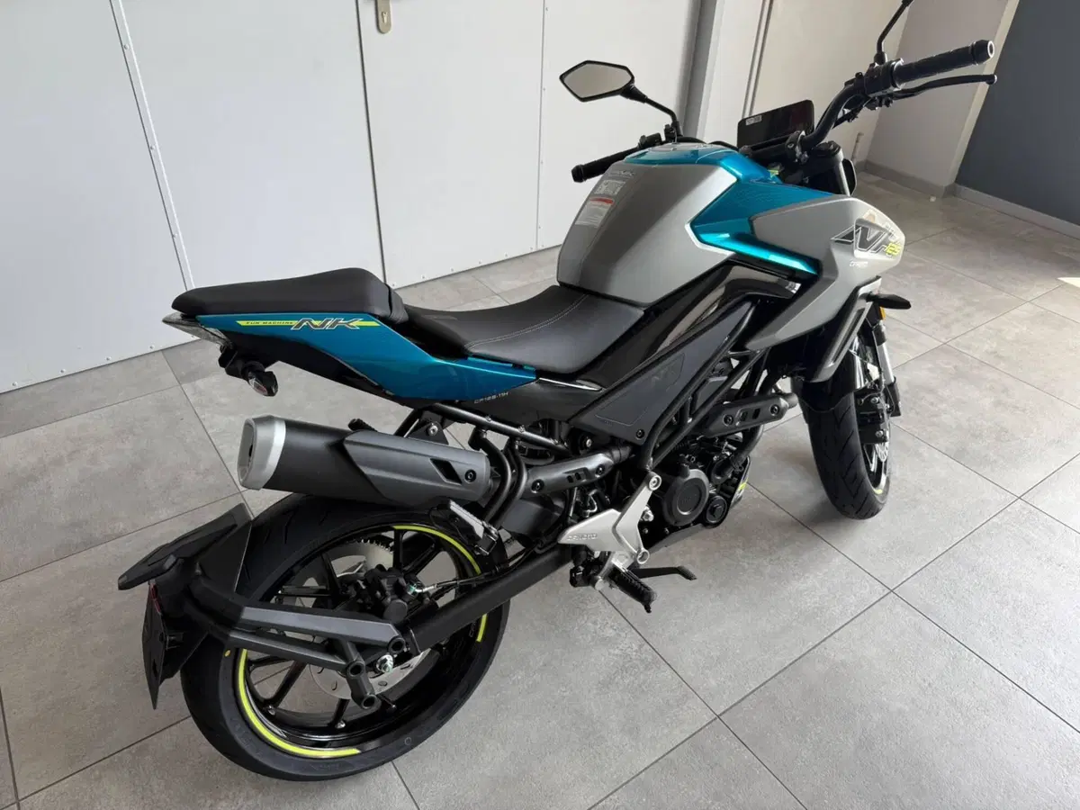 CFMOTO 125NK (2025 - 26) (15)