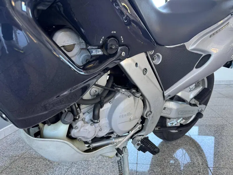 Aprilia Pegaso 650 (1997 - 00) (8)