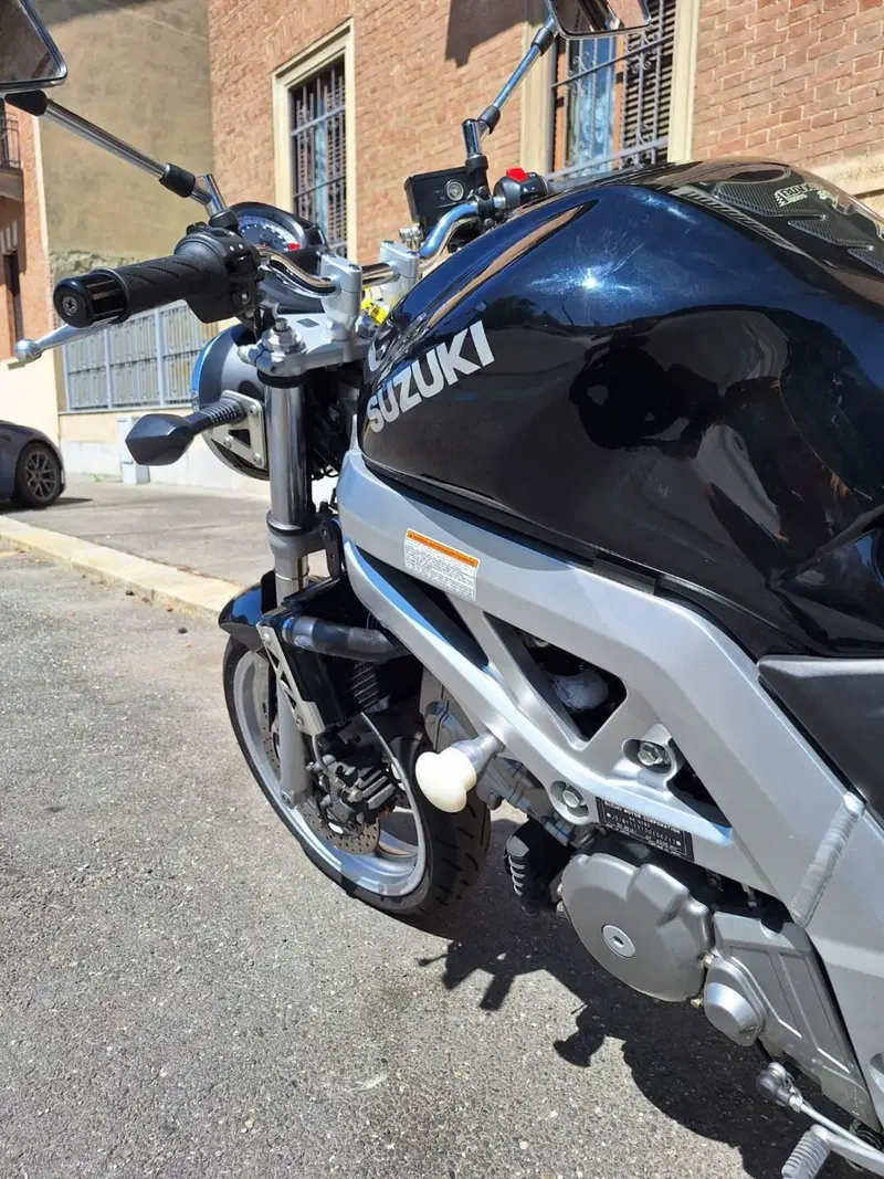 Suzuki SV 650 (2003 - 06) (6)