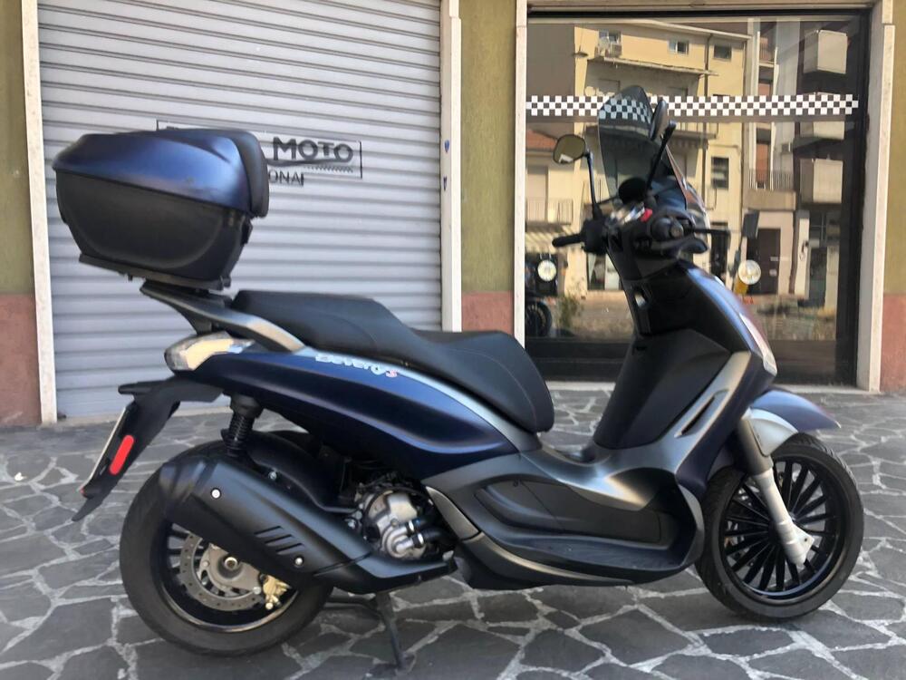 Piaggio Beverly 300 S (2021) (3)