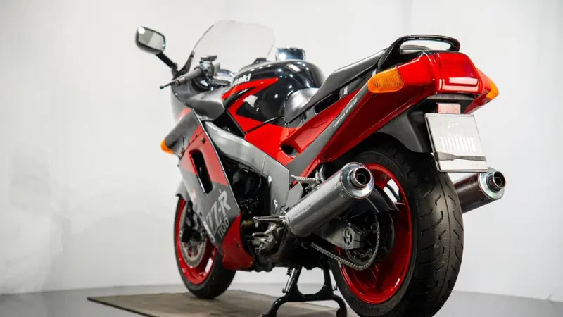 Kawasaki ZZR 1100 (1989 - 01) (6)