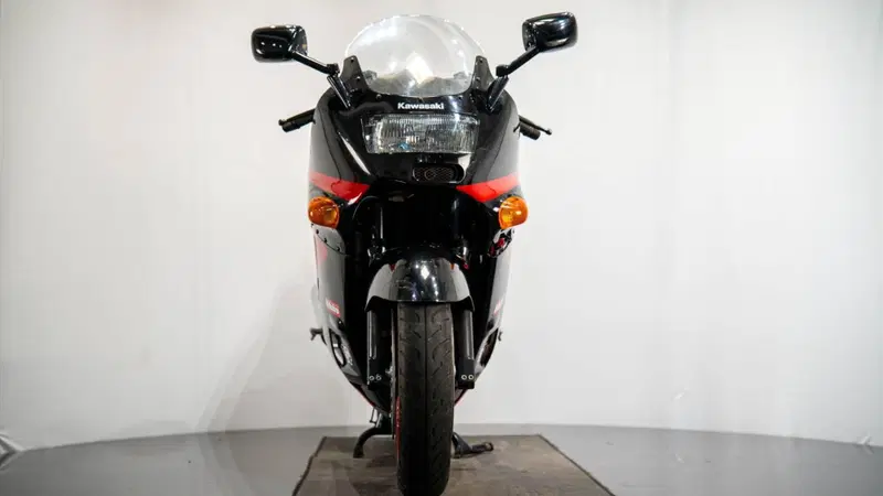 Kawasaki ZZR 1100 (1989 - 01) (9)