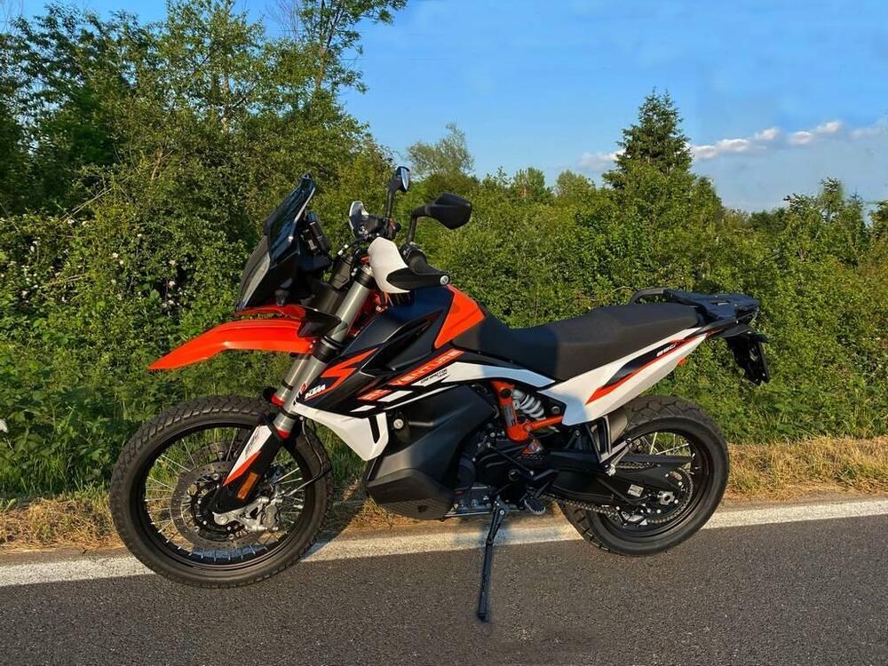 KTM 890 Adventure R (2021) (2)