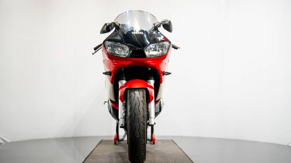 Yamaha YZF R6 (2003 - 04) (2)