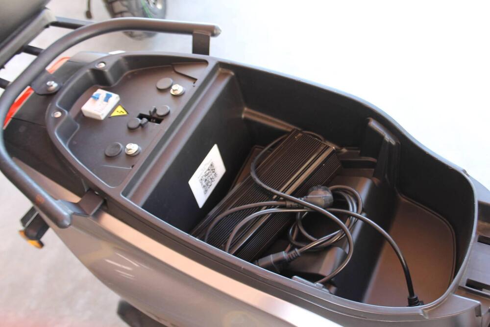 Yadea T9L Plus (2022 - 25) (4)