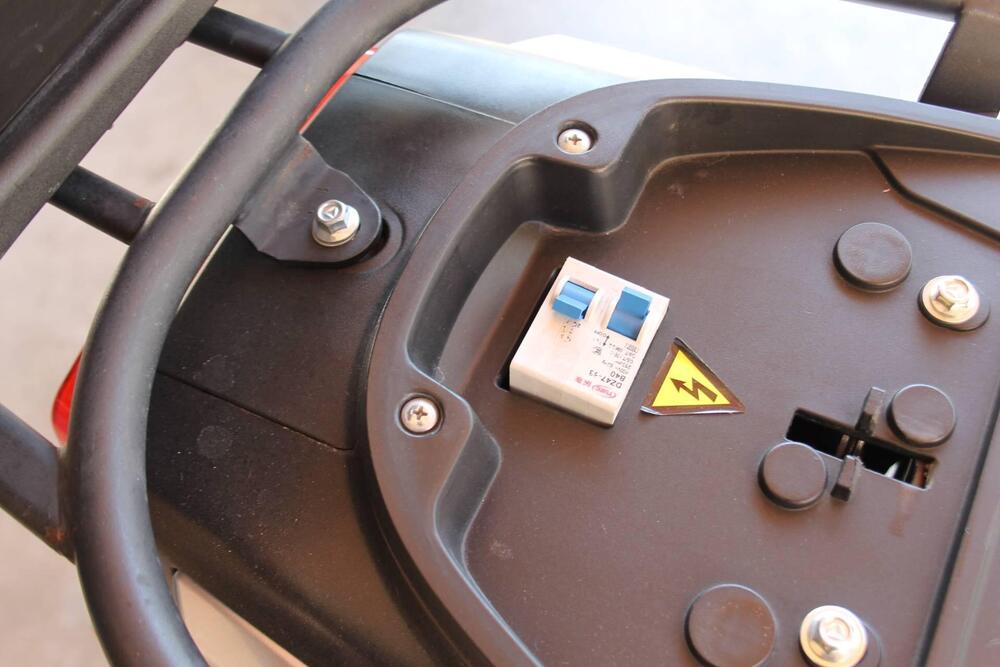 Yadea T9L Plus (2022 - 25) (5)