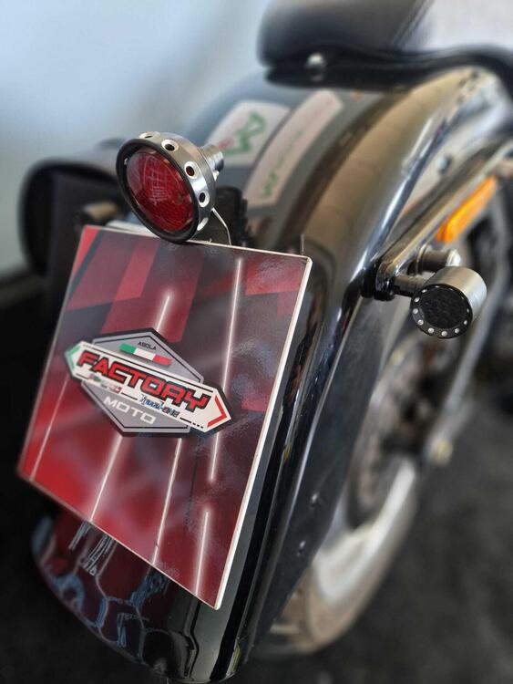 Harley-Davidson 1690 Fat Boy Special (2010 - 17) - FLSTF (4)
