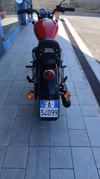 Royal Enfield Meteor 350 Fireball (2021 - 25) (4)