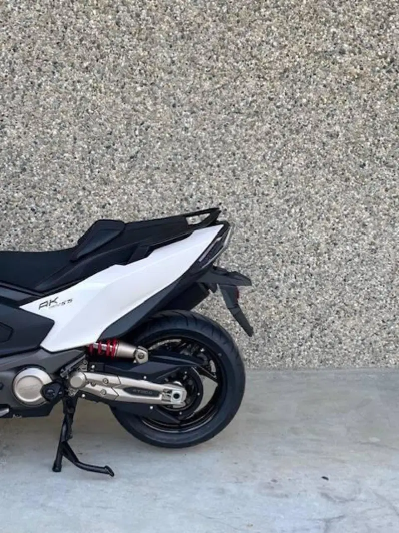 Kymco AK 575 Premium (2025 - 26) (10)