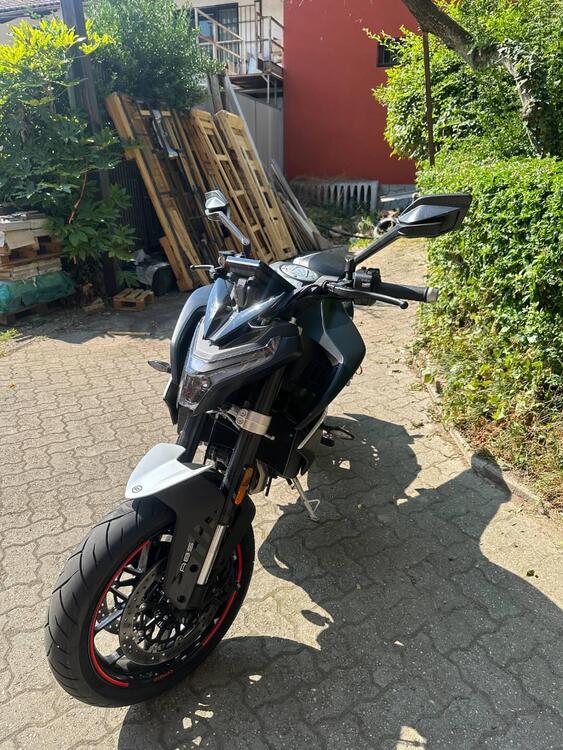 CFMOTO 800NK Advanced (2023 - 25) (3)