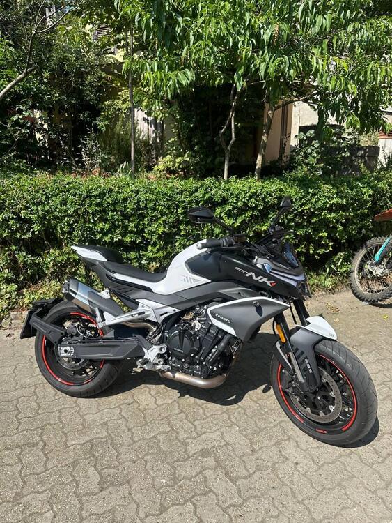 CFMOTO 800NK Advanced (2023 - 25) (2)