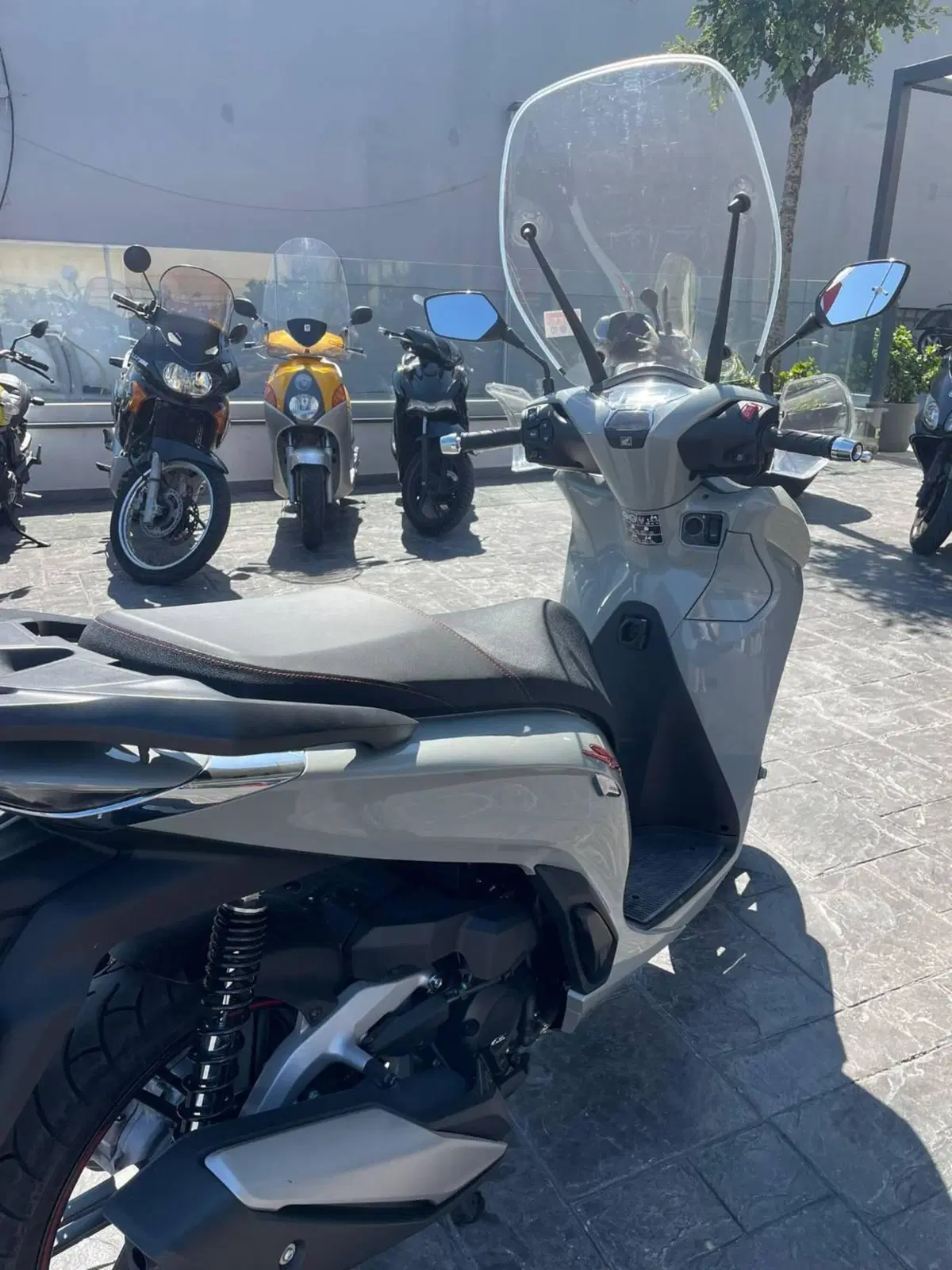 Honda SH 350 (2021 - 24) (8)