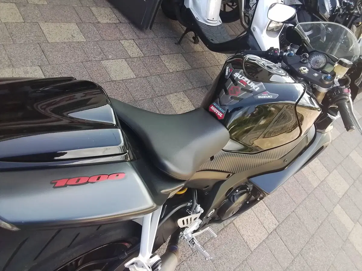 Suzuki GSX-R1000 (2006 - 08) (10)