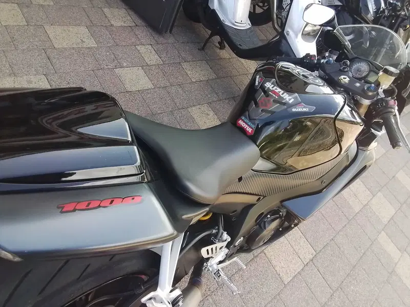 Suzuki GSX-R1000 (2006 - 08) (10)