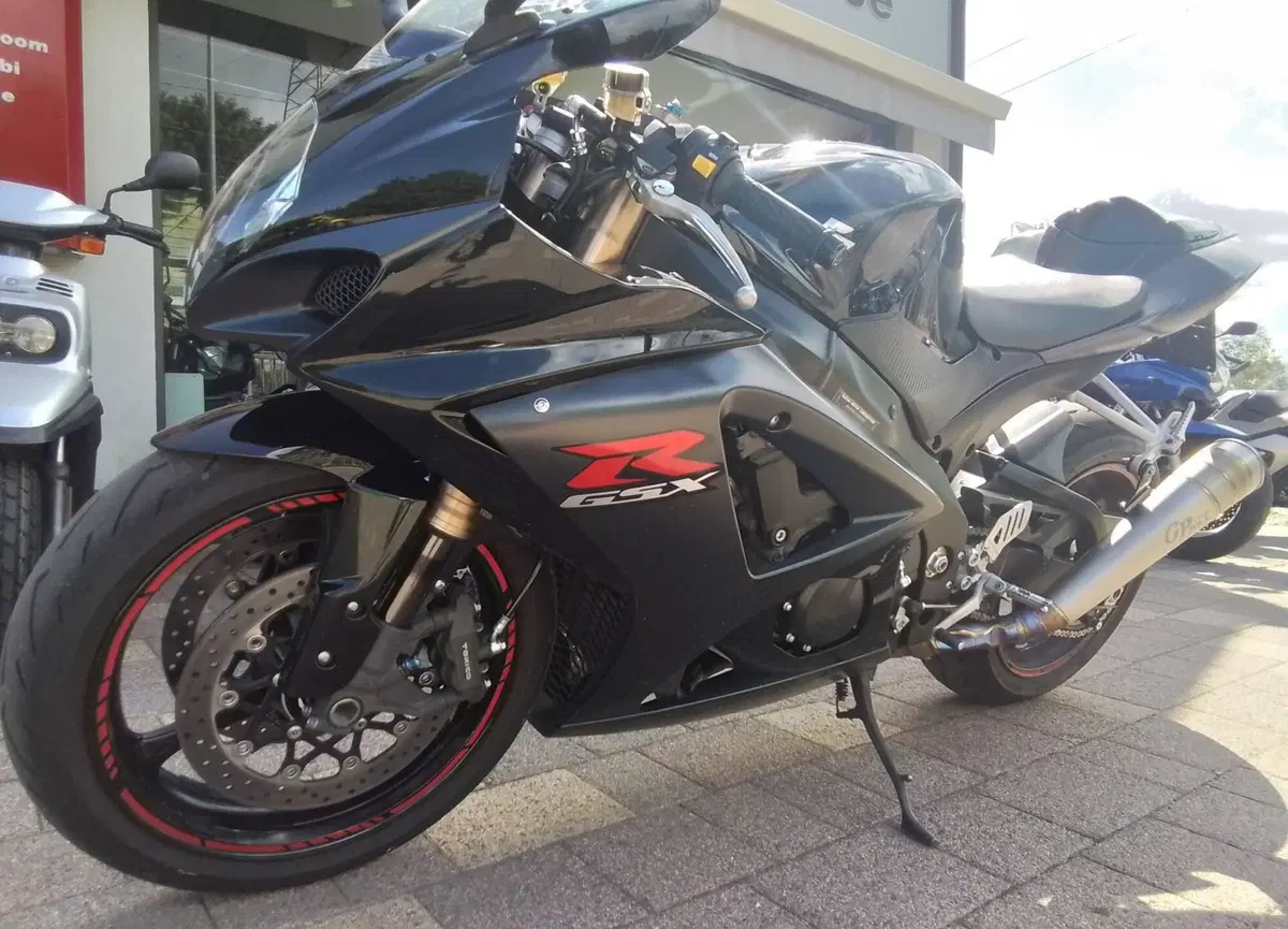 Suzuki GSX-R1000 (2006 - 08) (16)