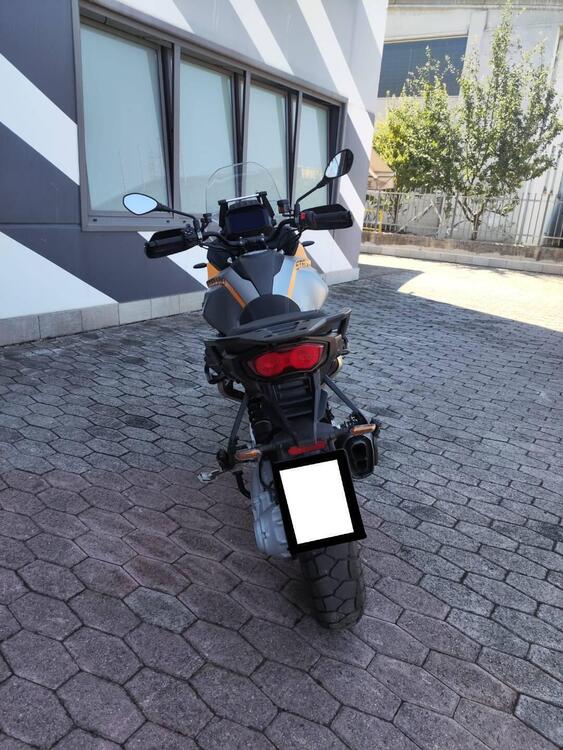 Moto Guzzi Stelvio (2024 - 25) (4)