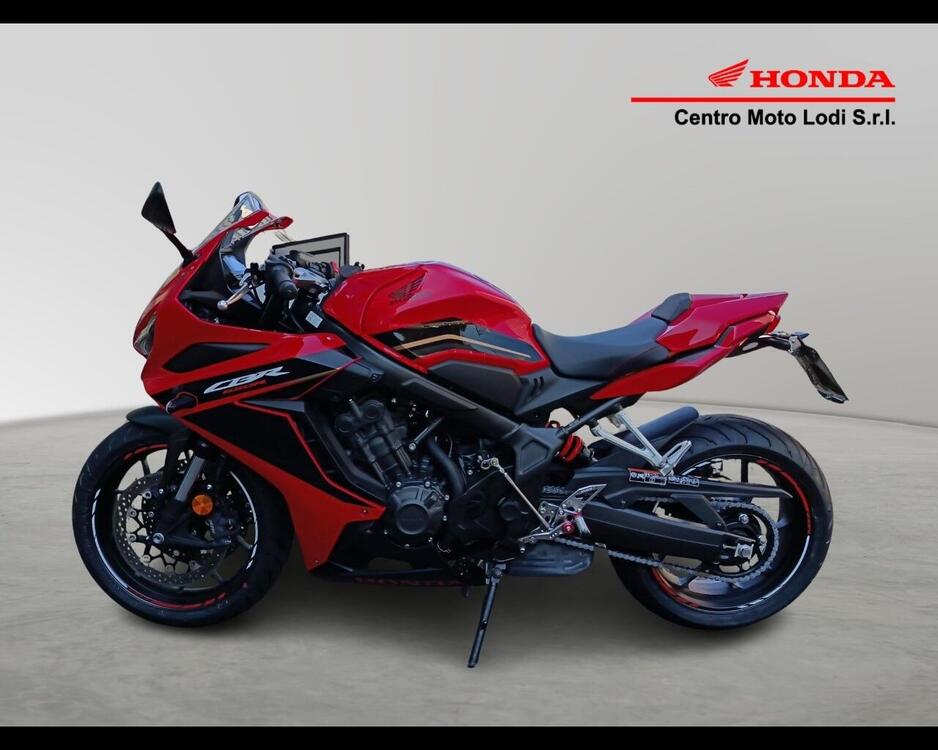 Honda CBR 650 R (2021 - 23) (3)