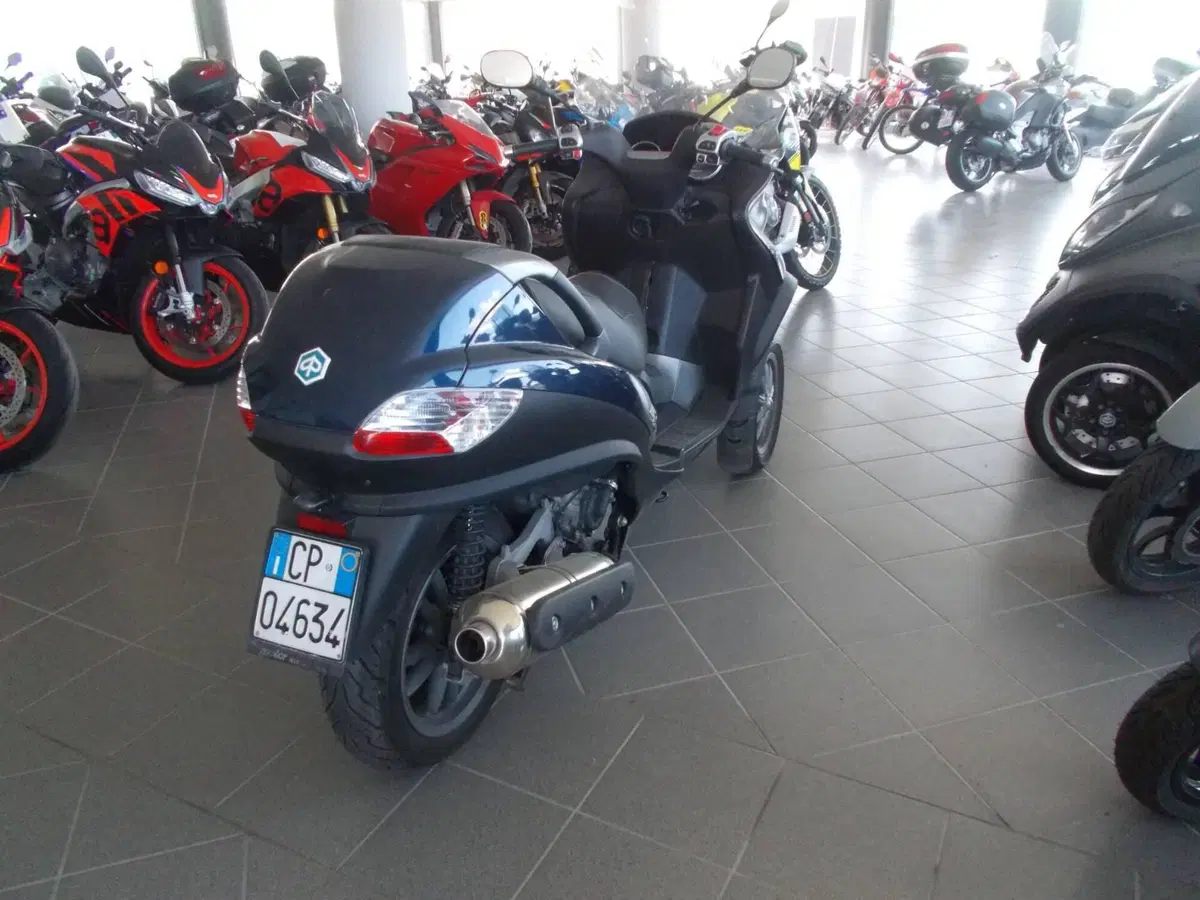 Piaggio MP3 LT 400 (2009 - 11) (2)