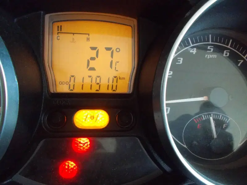 Piaggio MP3 LT 400 (2009 - 11) (5)