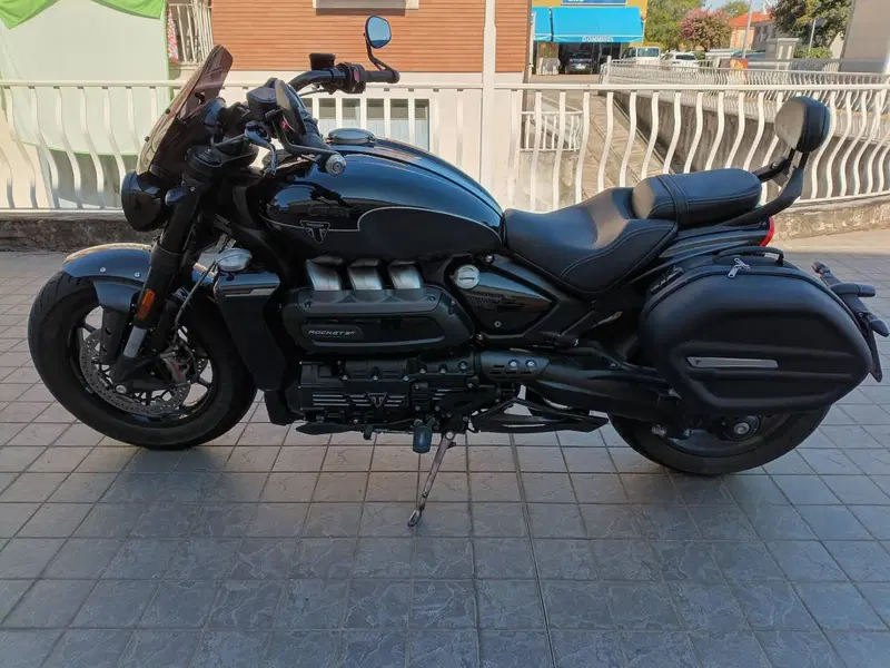 Triumph Rocket 3 Storm GT (2024 - 26) (2)